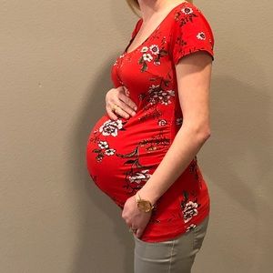 Floral maternity top